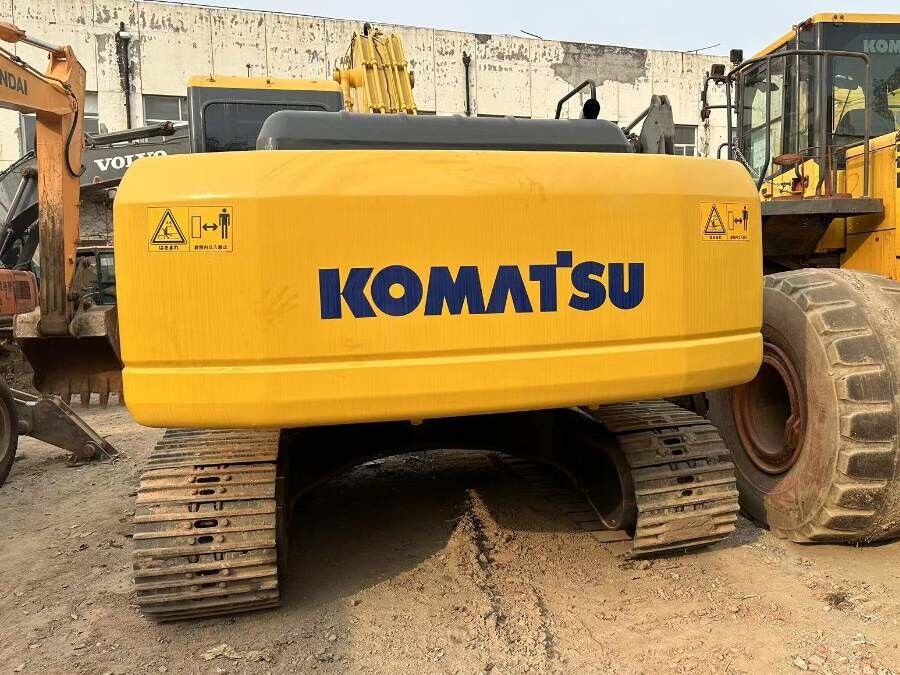 ญี่ปุ่น ขายเครื่องขุด Komatsu มือสอง PC220-7 เครื่องจักร Jindongyu