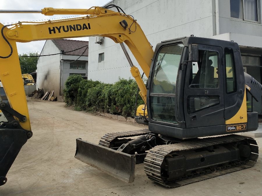 เกาหลี ขายเครื่องขุด Hyundai มือสอง R80-7 8 ตัน Jindongyu เครื่องจักร