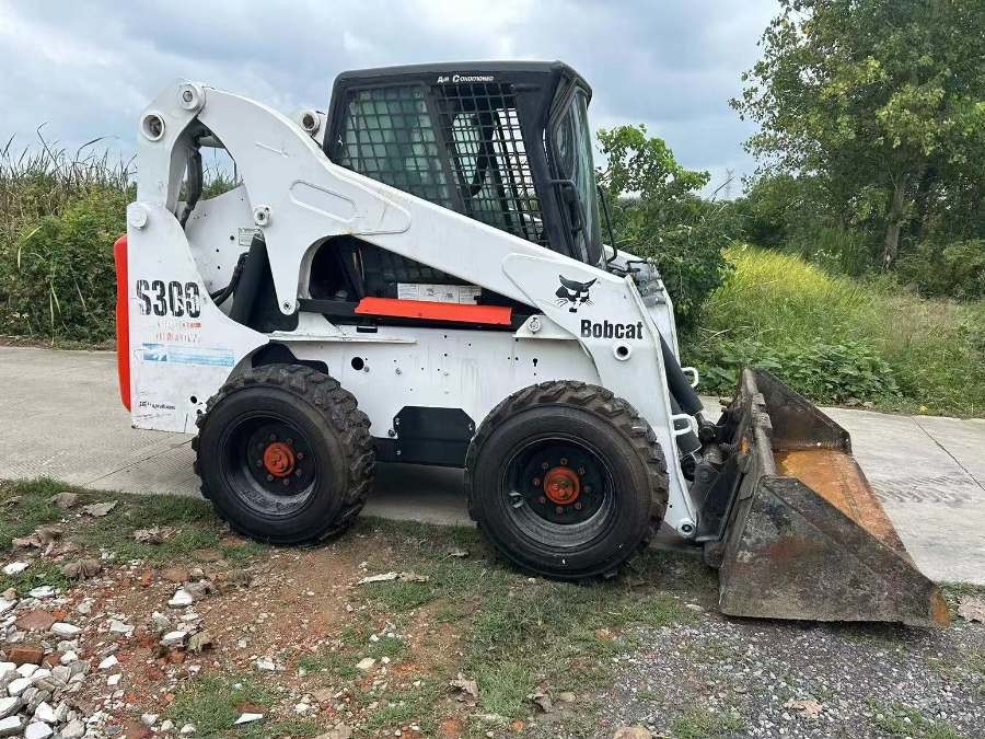 สหรัฐอเมริกา ขายเครื่องยนต์ Bobcat Skid Steer มือสอง S300 Jindongyu Machinery